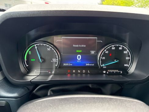 Used 2024 Ford Maverick Lariat w/ Black Appearance Package FWD image 25