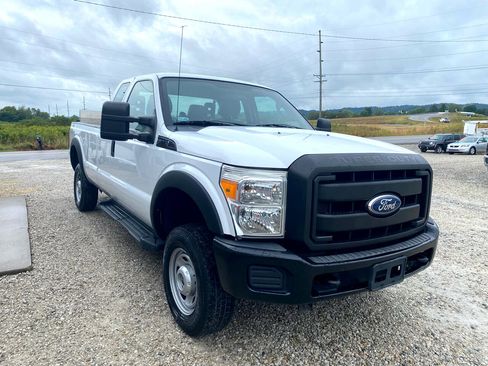 Used 2012 Ford F350 XL w/ Skid Plate Pkg image 3