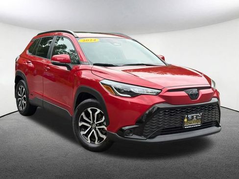 Used 2024 Toyota Corolla Cross AWD Hybrid w/ Moonroof Package image 2