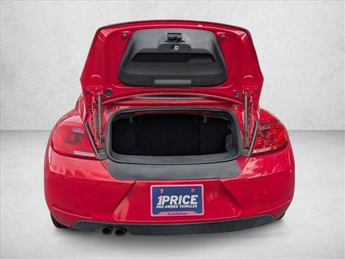 Used 2013 Volkswagen Beetle 2.5 FWD image 6