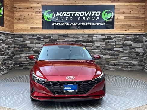 Used 2023 Hyundai Elantra SEL w/ Convenience Package FWD image 3