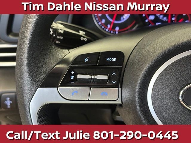 Used 2022 Hyundai Elantra SEL w/ Preferred Accessory Package FWD image 24