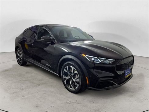 Certified 2024 Ford Mustang Mach-E Select w/ Comfort Package Lite image 7