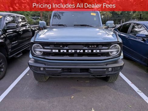 Used 2024 Ford Bronco Outer Banks AWD/4WD image 2