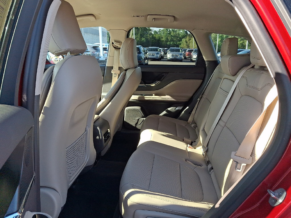 Certified 2023 Lincoln Corsair AWD w/ Equipment Group 101A image 10