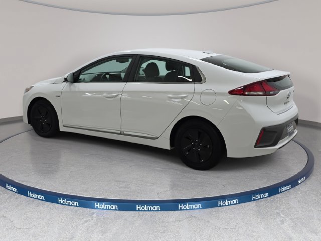 Used 2020 Hyundai Ioniq SE FWD image 8