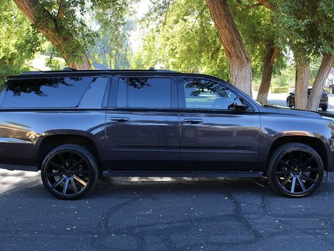 Used 2016 GMC Yukon XL Denali w/ Open Road Package AWD/4WD image 3