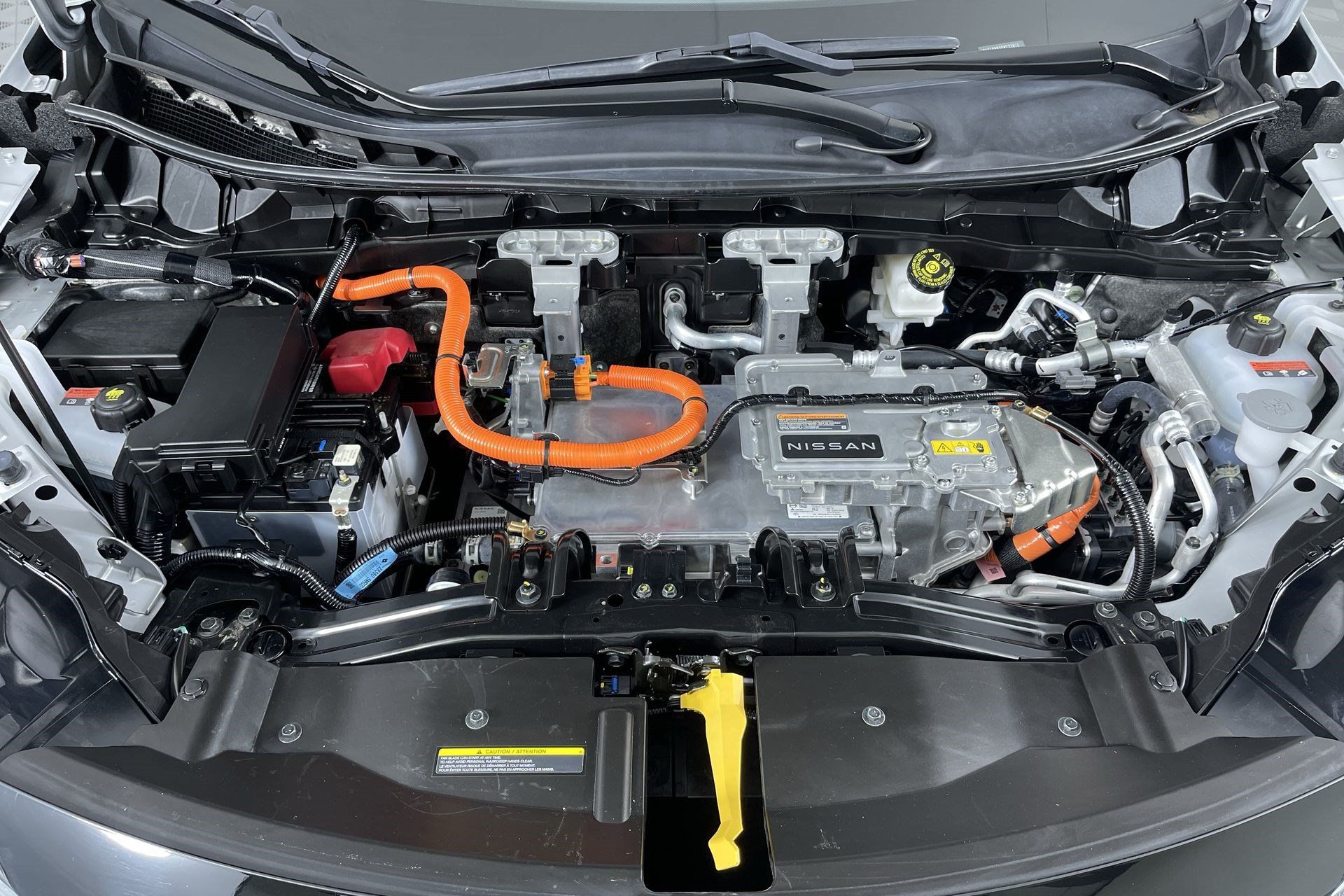 Certified 2024 Nissan Ariya AWD image 28