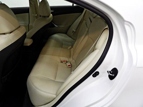 Used 2012 Lexus IS 250 RWD image 10