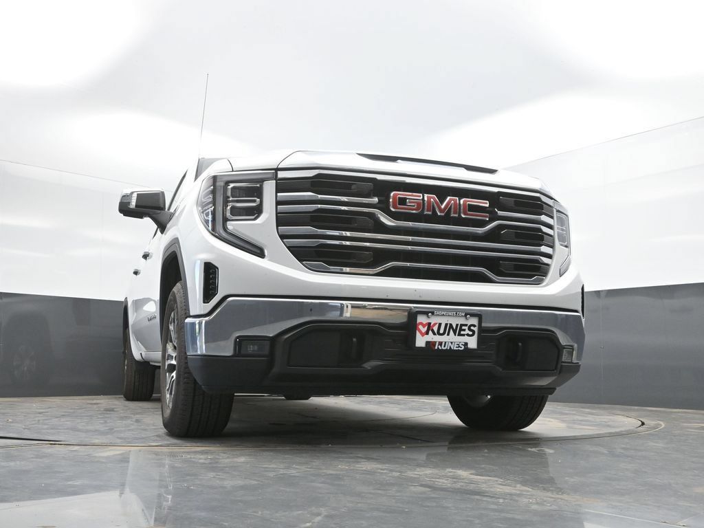 Used 2024 GMC Sierra 1500 SLT AWD/4WD image 35