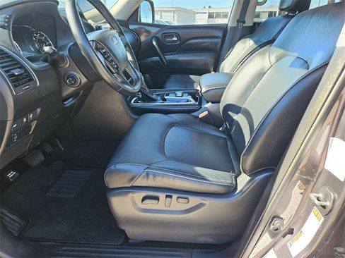 Used 2024 INFINITI QX80 Luxe image 11