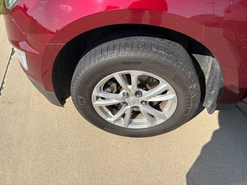 Used 2017 Chevrolet Equinox LT w/ Convenience Package FWD image 24