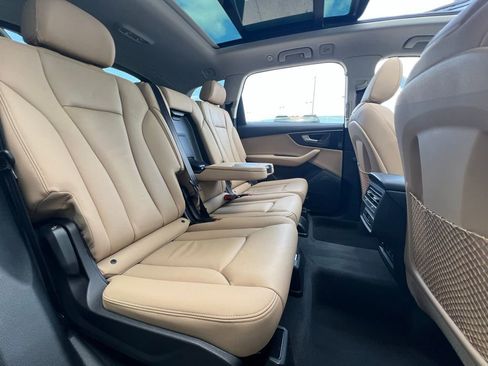 Used 2023 Audi Q7 3.0T Premium image 30