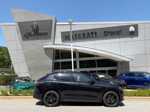 New 2026 Alfa Romeo Stelvio Sprint w/ Convenience Package AWD/4WD image 4