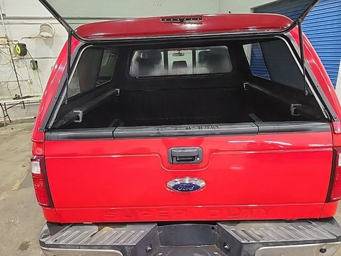 Used 2016 Ford F250 Lariat w/ Lariat Ultimate Package AWD/4WD image 15