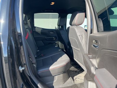 Used 2024 Chevrolet Colorado Z71 w/ Z71 Convenience Package 2 AWD/4WD image 3