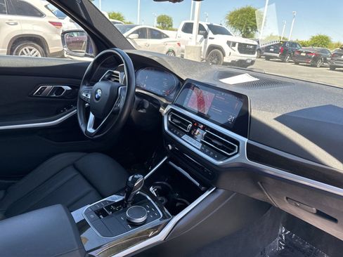 Used 2020 BMW 330i Sedan w/ Driving Assistance Package RWD image 24