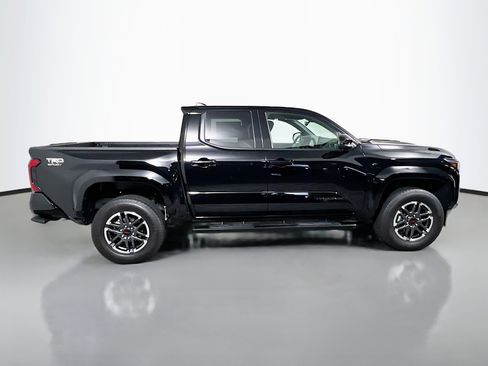 Used 2025 Toyota Tacoma TRD Sport RWD image 3