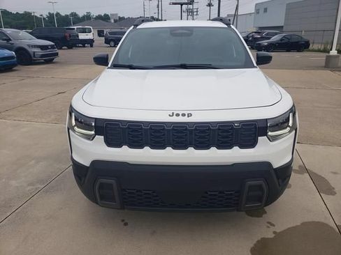Used 2026 Jeep Cherokee Limited AWD/4WD image 11