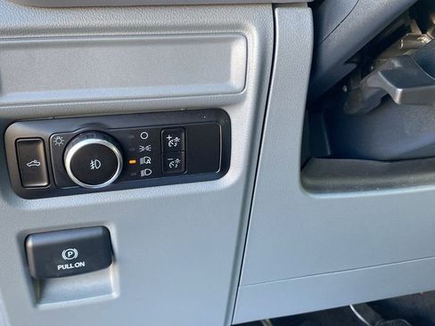 Used 2023 Ford F150 XLT image 28