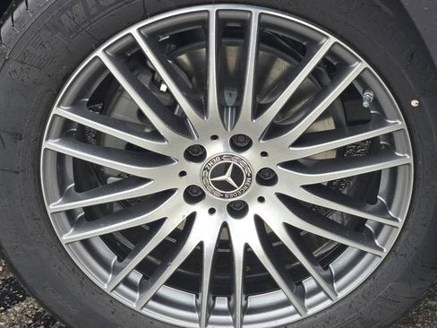 New 2026 Mercedes-Benz GLC 300 4MATIC image 11
