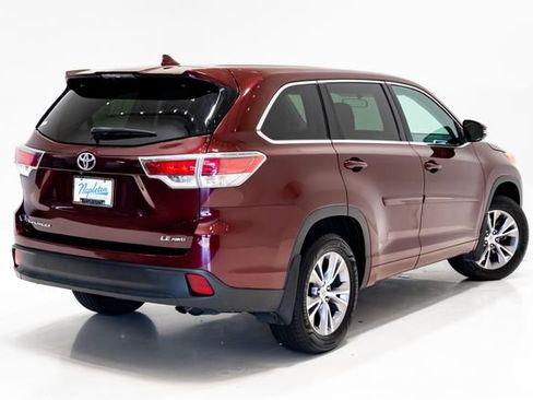 Used 2015 Toyota Highlander Plus AWD/4WD image 27