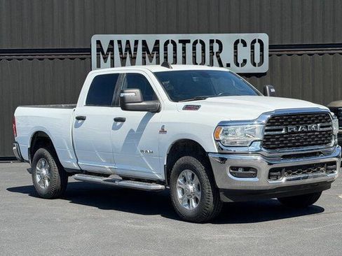 Used 2024 RAM 2500 Big Horn w/ Off Road Package AWD/4WD image 2