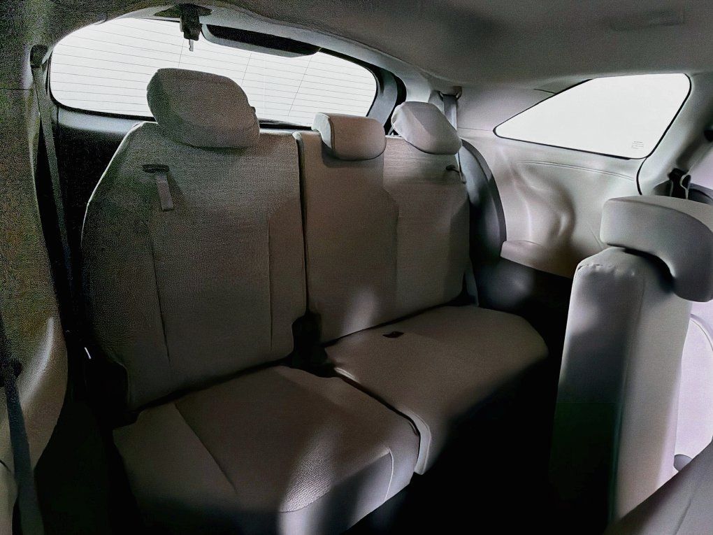 Used 2022 Toyota Sienna LE FWD image 27