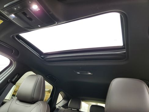 Certified 2025 MAZDA CX-5 Signature AWD/4WD image 16