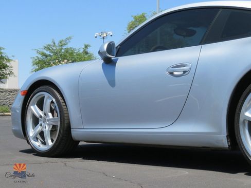 Used 2016 Porsche 911 Carrera image 24