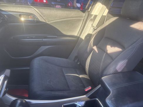 Used 2015 Honda Accord Sport image 21