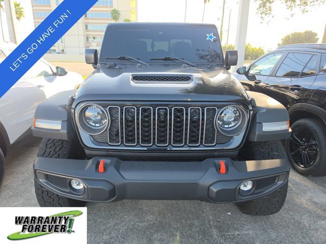 Used 2025 Jeep Gladiator Mojave w/ Convenience Group AWD/4WD image 2