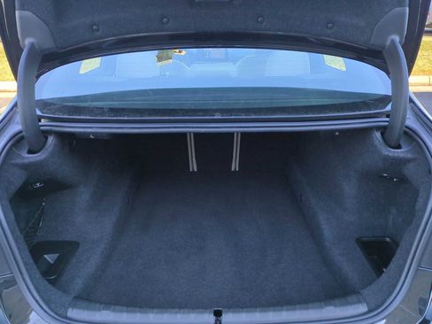 Used 2017 BMW 530i xDrive image 36