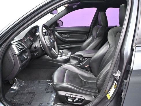 Used 2017 BMW M3 RWD image 7