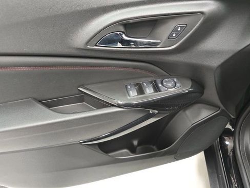 Certified 2025 Chevrolet Trax RS w/ Driver Confidence Package image 20