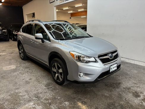 Used 2014 Subaru Crosstrek Touring image 2