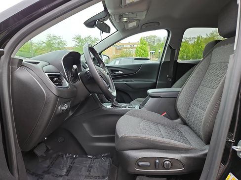 Used 2022 Chevrolet Equinox LT AWD/4WD image 13