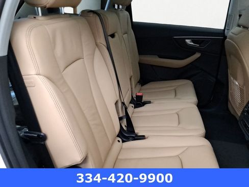 Certified 2025 Audi Q7 2.0T Premium w/ Convenience Package AWD/4WD image 13