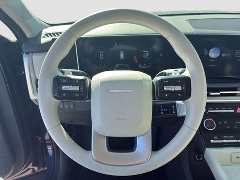Used 2025 Hyundai Santa Fe SEL image 10