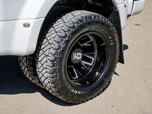 Used 2021 Ford F350 Lariat w/ Lariat Value Package image 65