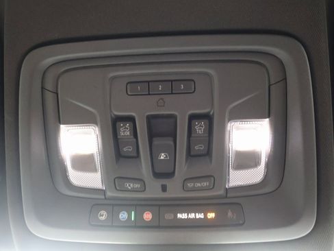 Used 2021 Chevrolet Silverado 3500 High Country w/ Safety Package II image 32