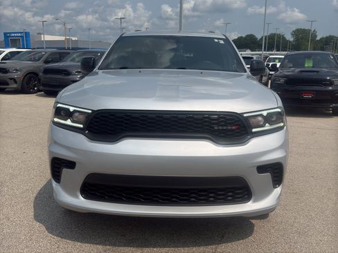 Used 2025 Dodge Durango GT w/ Blacktop Package AWD/4WD image 3
