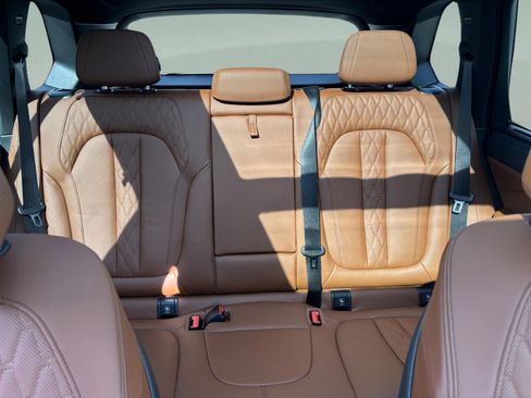 Used 2025 BMW X5 M60i image 26