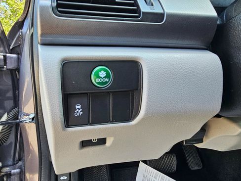 Used 2014 Honda Accord LX image 29