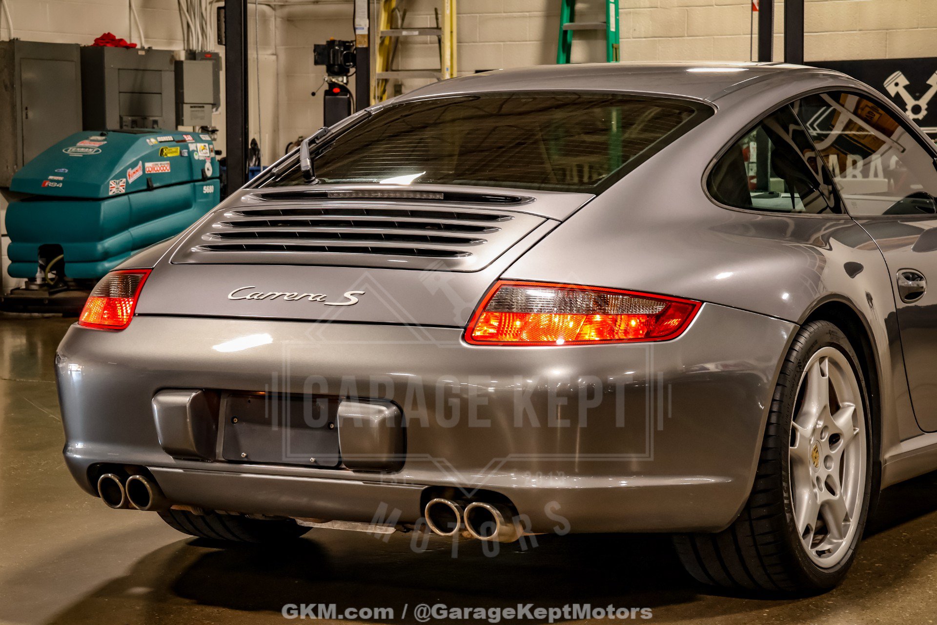 Used 2005 Porsche 911 Carrera S RWD image 48
