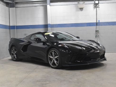 Used 2021 Chevrolet Corvette Stingray Premium Conv w/ Z51 Performance Package RWD image 24