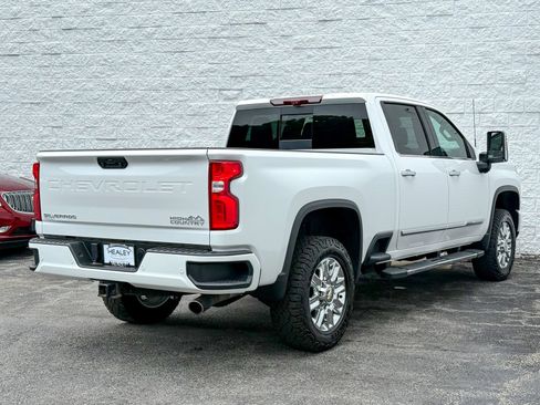 Certified 2024 Chevrolet Silverado 2500 High Country w/ Technology Package AWD/4WD image 9