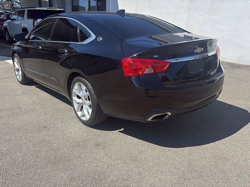 Used 2019 Chevrolet Impala Premier FWD image 3