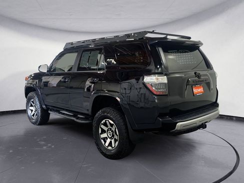 Used 2022 Toyota 4Runner TRD Off-Road AWD/4WD image 9