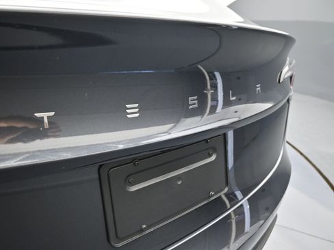 Used 2025 Tesla Model 3 Long Range image 12